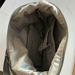 Men's Classic Gray Tote Bag - Neutral Everyday Carry